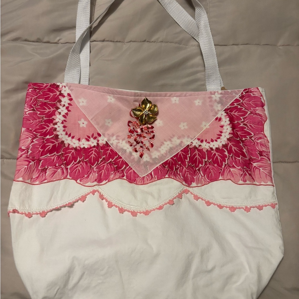 Vintage Linen Embroidered Floral Tote Bag - Pink and White